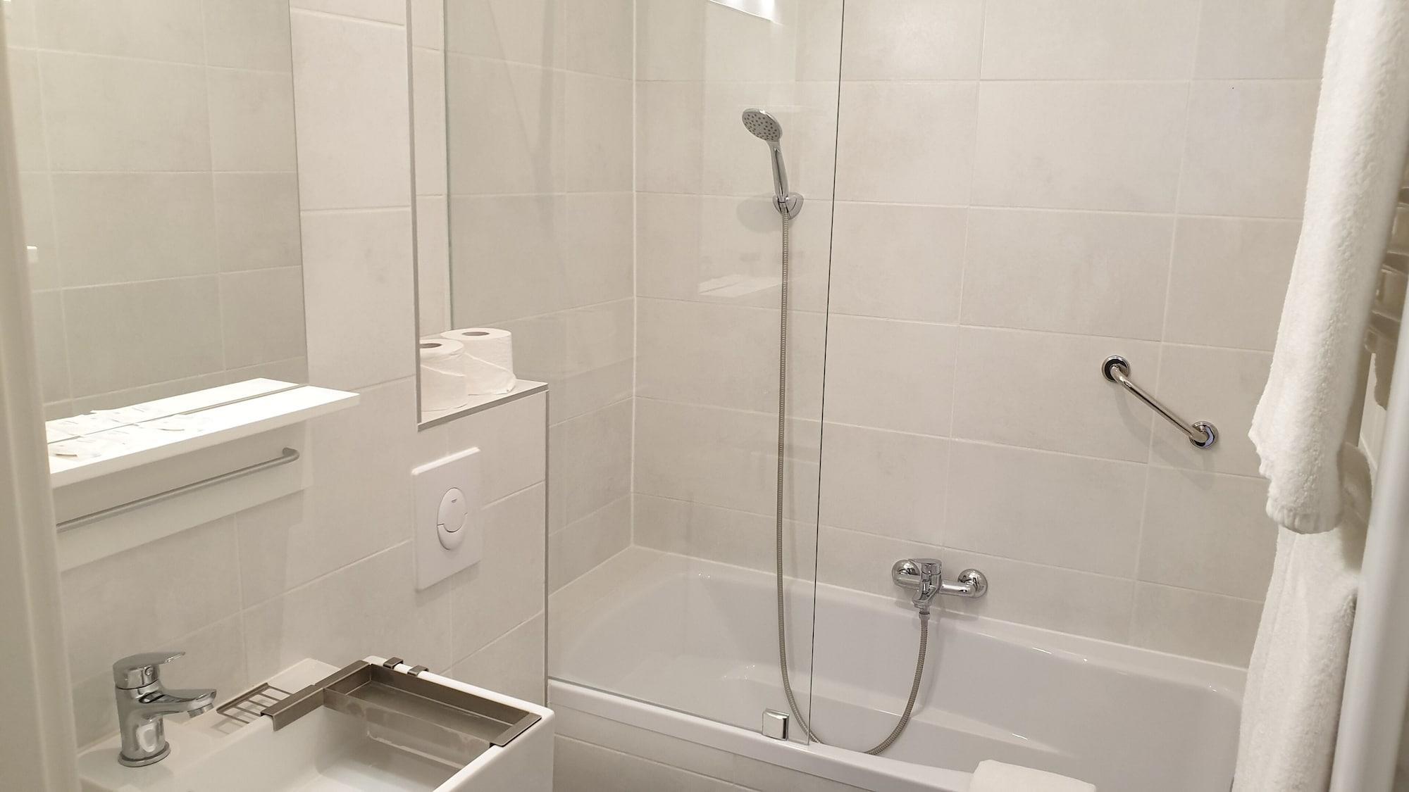 Res City Residence Hotel Budapest Ngoại thất bức ảnh